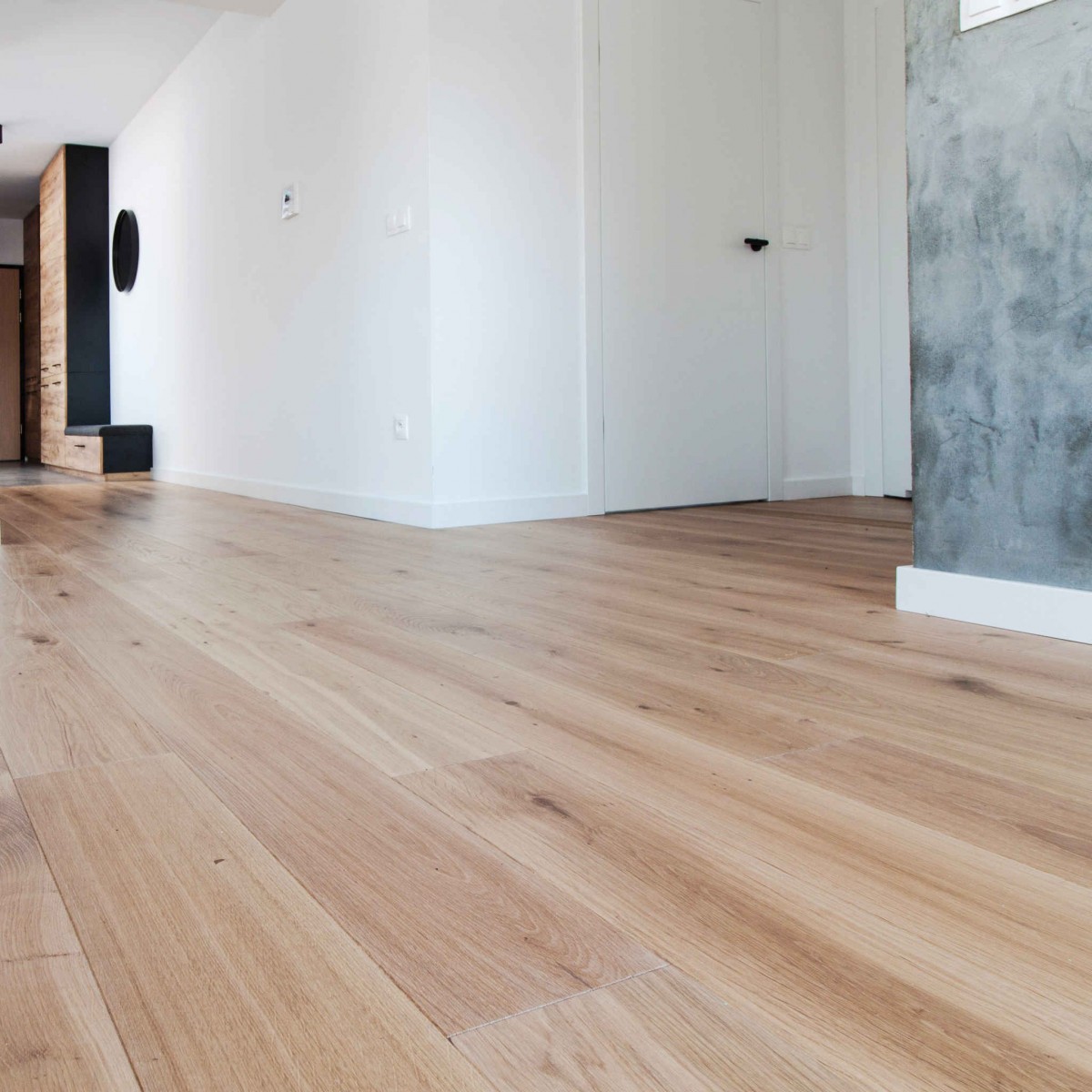 podłoga drewniana lita